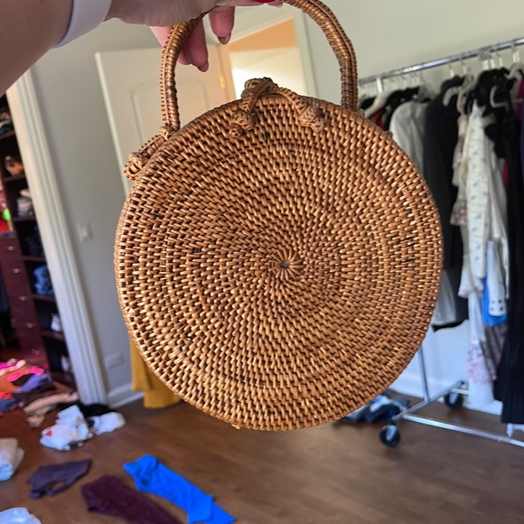 Lou Basket Bag Revolve Lovers and Friends - Picture 3 of 6